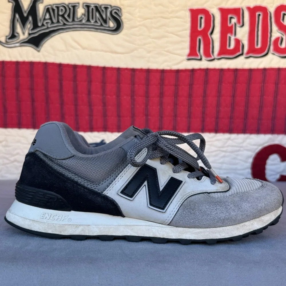 Size 10.5 - New Balance 574‎ Men Shoes Grey Color ML574JHV Running Casual